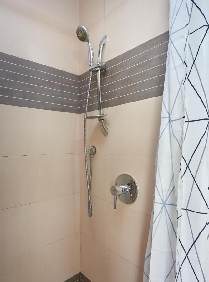 A Designed Apartment In The Best Location! Jerusalem Exterior photo